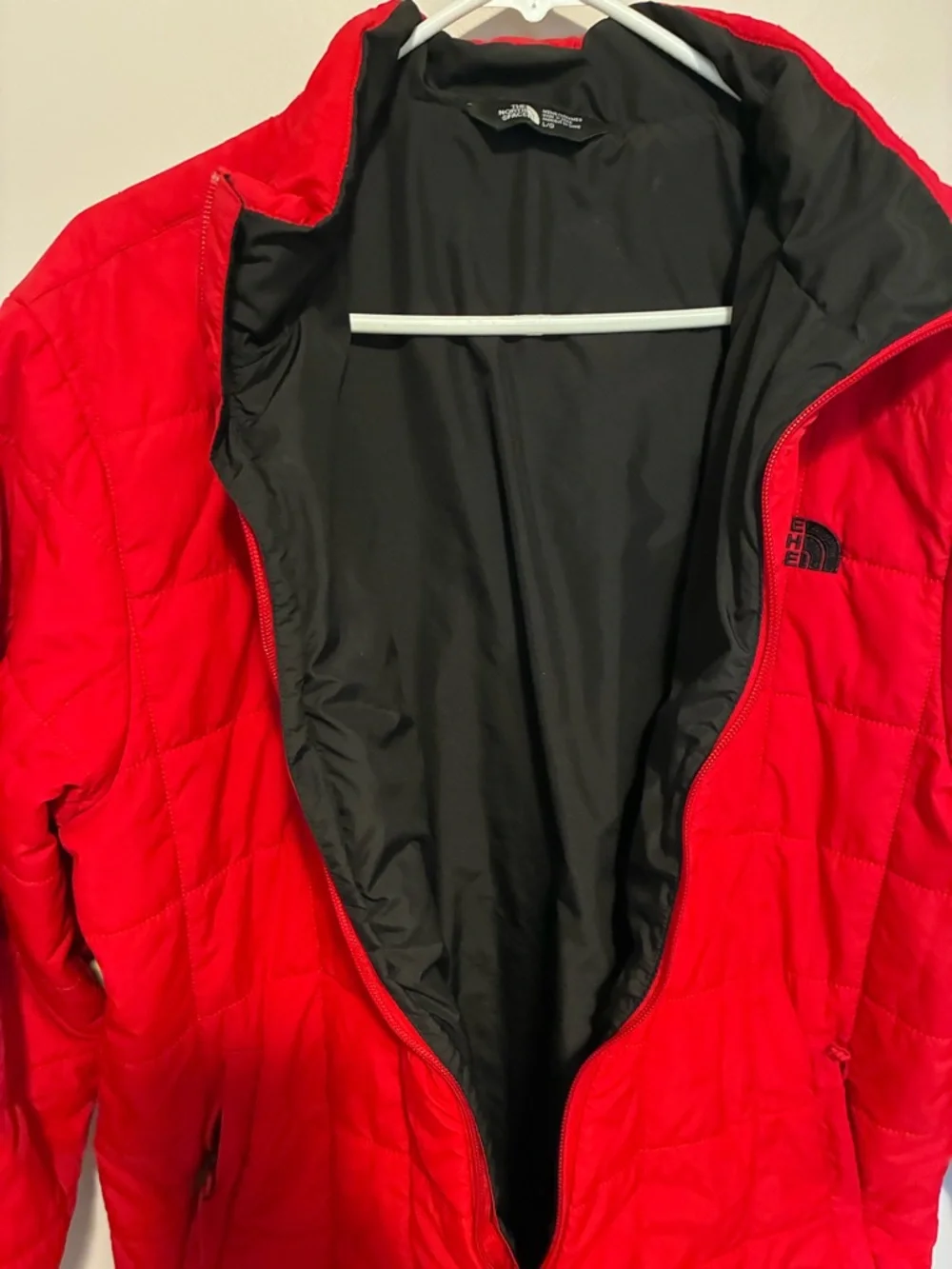 The North Face Men’s Large Red Quilted Insulated Full Zip Jacket Outdoor Hiking
